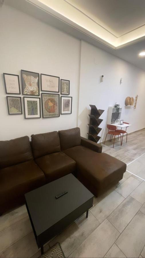 Apartamentos Jap Villaamil Madrid Ngoại thất bức ảnh